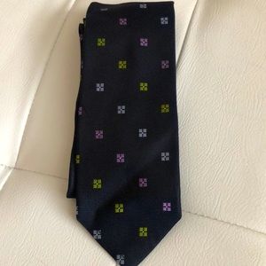 Beautiful Peter Millar Navy necktie